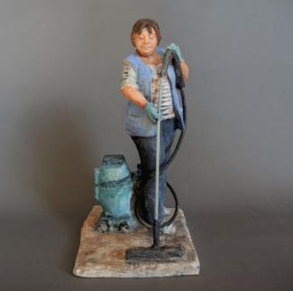 Putzfrau Tonfigur